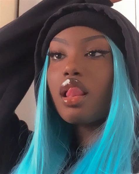 🦋①⑦ ᴴⁱ ᴵᵐ ᴷᵃⁱ On Instagram 🅵🅸🆁🅴 🅳🆁🅸🅻🅻 Pretty Black Girls