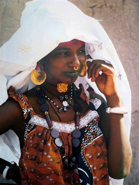 Mali Africa This Young Fulani Woman Is Making A Deliberate Show Of