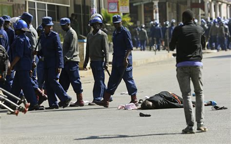 The Latest Protesters Police Clash In Zimbabwes Capital Ap News