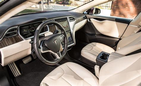 The design of the model s/x's interior has remained largely unchanged since the car. Electric Vehicle Diaries: The Tesla "Model S" - PakWheels Blog