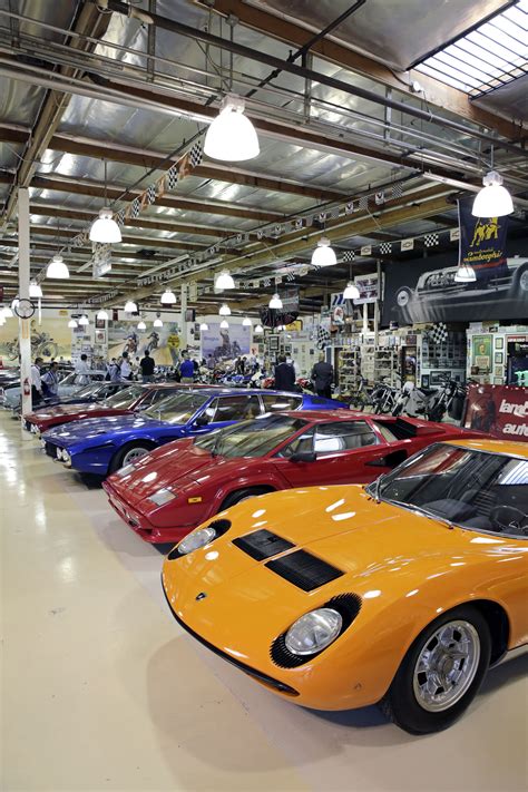 I Had A Rare Visit Inside Jay Lenos Garage Heres What It Was Like