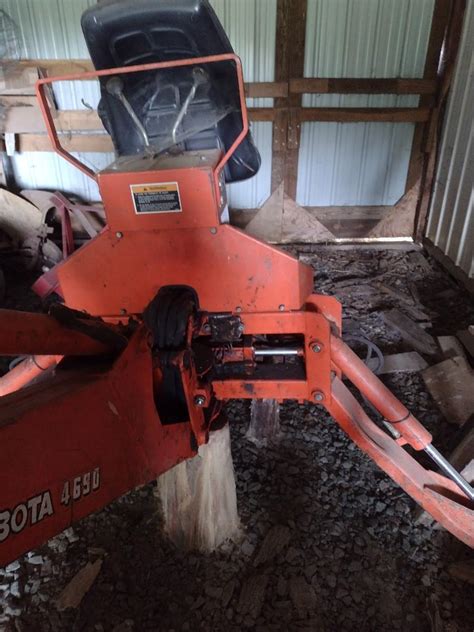 Kubota Model 4690 Backhoe Tractor Attachment