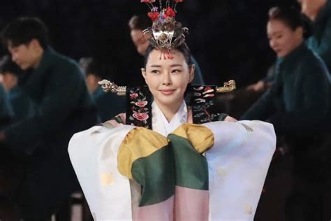 2016 summer olympics, games of the xxxi olympiad, 포르투갈어: 이하늬 평창올림픽 폐막식 피날레 장식…화려한 집안 내력 화제 ...