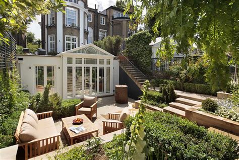 Traditionally, organic gardeners produce compost by collecting ingredients rich in carbon and rich in nitrogen in a pile or container. How To Create A Stylish Natural Outdoor Area In Your ...