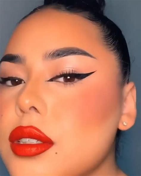 Classic Red Lips Winged Liner Makeup Look Tutorial Video Makeup