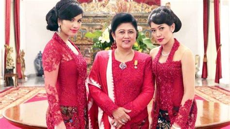 Peringati Hari Batik Nasional Annisa Pohan Kenang Pesan Ani Yudhoyono Tentang Batik Tribun Palu