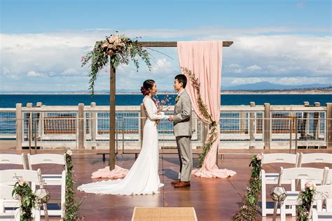 8 Wedding Venues On The Monterey Bay With Ocean Views See Prices Ca