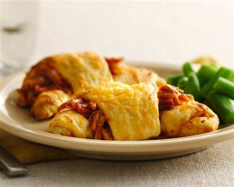 Pulled Chicken Crescents Recipe