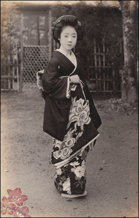 Vintage Geisha Photo Old Photos Vintage Photos Asian Image Old