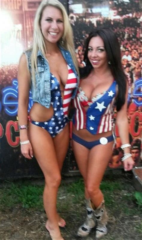 The Hottest Biker Babes From Sturgis 60 Pics