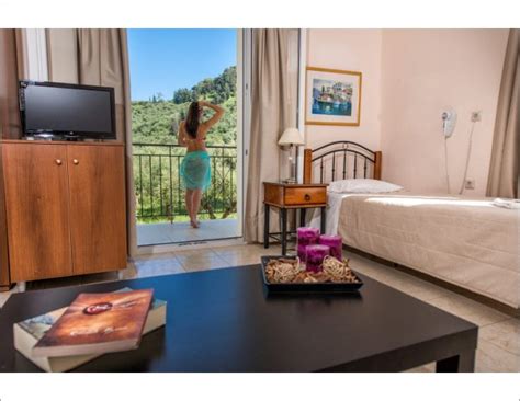 Σχετικά με ξενοδοχεία σε ζάκυνθος: Varres Hotel : Ξενοδοχεια : ΖΑΚΥΝΘΟΣ - ΤΟΥΡΙΣΤΙΚΟΣ ΟΔΗΓΟΣ ...