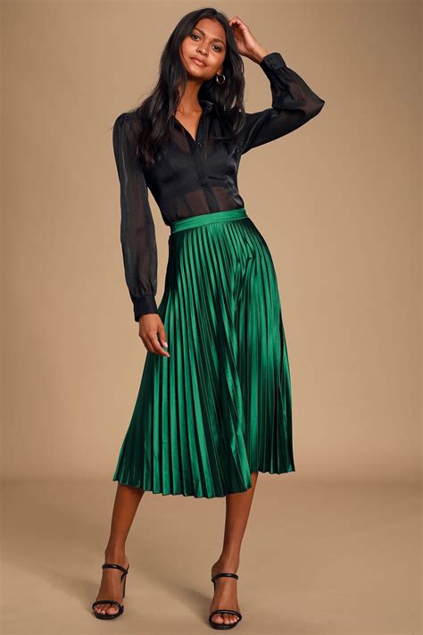 Fashionable Babe Emerald Green Satin Pleated Midi Skirt Jupe Plissée