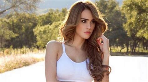 Pro gamer who split with 'world's hottest weather girl' yanet garcia. Yanet García vuelve a insistir que su trasero "No es ...