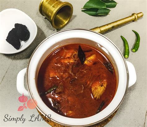 Kottayam Style Spicy Fish Curry Red Fish Curry Meen Mulakittathu