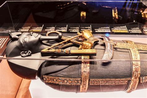Tutankhamuns Treasure Gold And Mystery