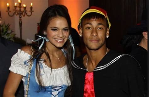 Sex Video Featuring Neymars Former Girlfriend Bruna Marquezine Leaked