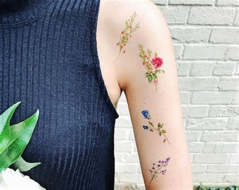 Temporary Tattoos Flower Set Of 7 Flower Tattoos Roseflower Etsy
