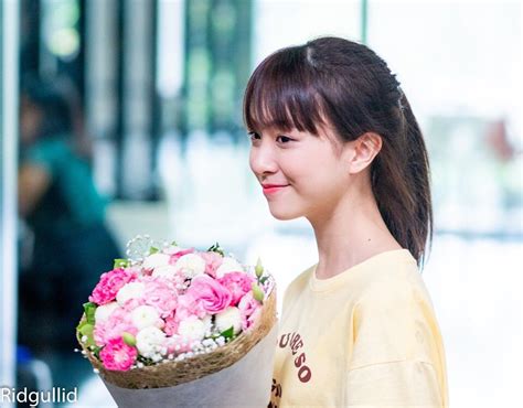 นี้ by admin2 ตุลาคม 2, 2019 1280 รวมภาพน้องอุ้ม BNK48 ในงานรับปริญญาของพี่เฌอปราง - Pantip