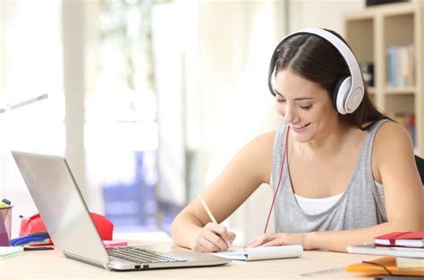 Taking Online Classes In College 5 Tips To Help You Succeed