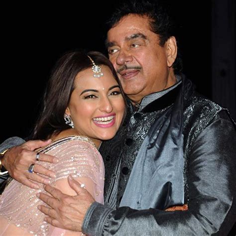 Sonakshi Sinha Doesnt Want To Know Everything About Her Father Shatrughan Sinha Sonakshi