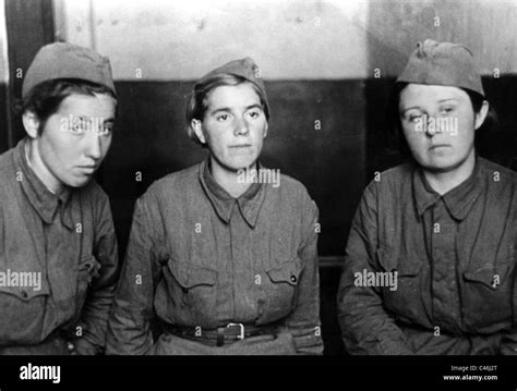 Seconde Guerre Mondiale Des Prisonniers De Guerre Russe Les Femmes
