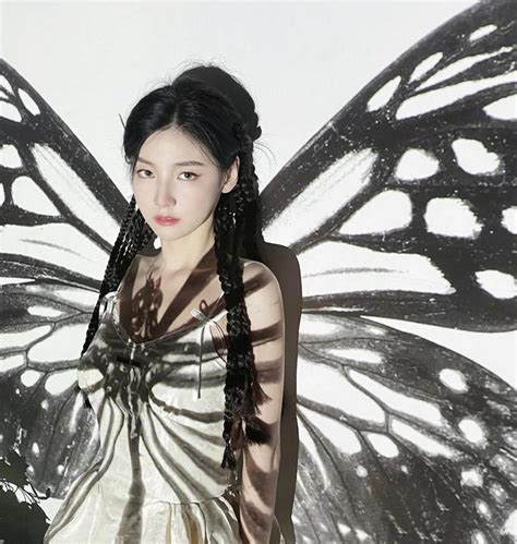 Zhao Yue Turns Into A Butterfly Girl Inews