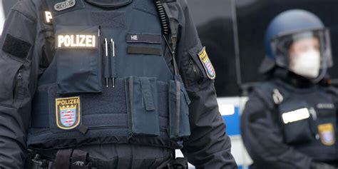 Rassismus Bei Polizei Hessen „exempel“ Gegen Rechts Gefordert Tazde