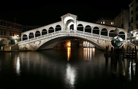 Rialto Bridge Everything You Need To Know About This Magnificent