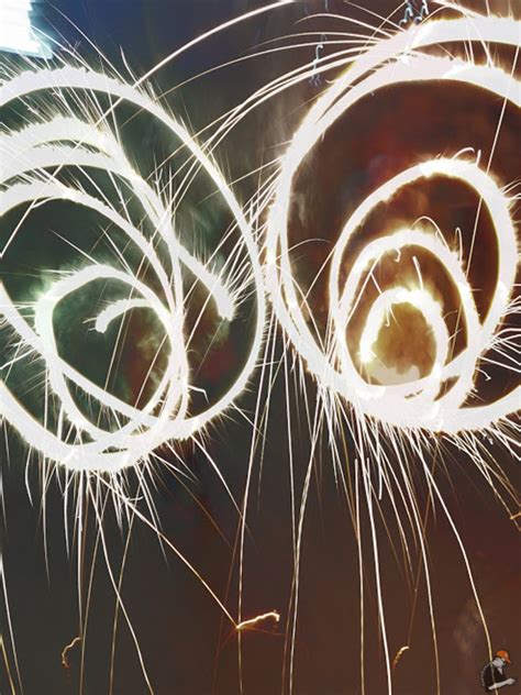 30 tips & teknik ambil gambar guna handphone. Ambil Gambar Light Trail Guna Honor 7