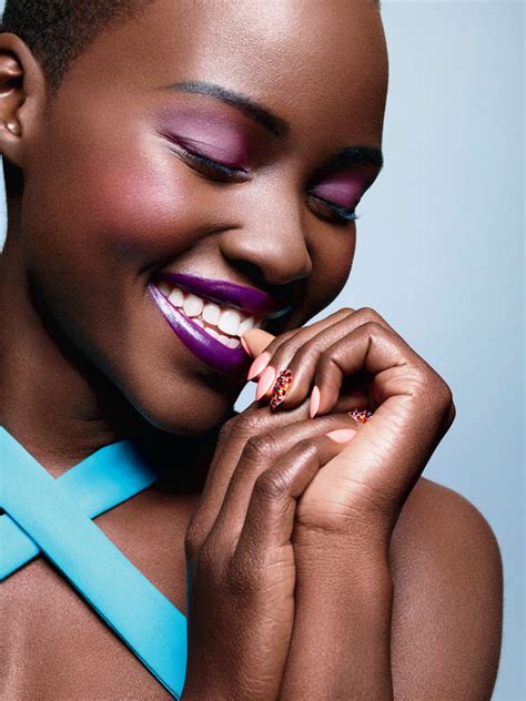 How To Select Makeup For Dark Skin Tone