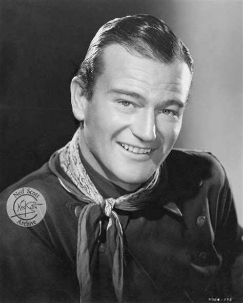 Lista completa de filme in care a jucat john wayne. Unknown John Wayne photo from Stagecoach 1939 film discovered