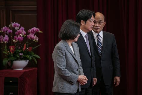 晚報：蘇貞昌再度出任台灣行政院院長，承諾「捲起袖子、回應民意」｜端傳媒 Initium Media