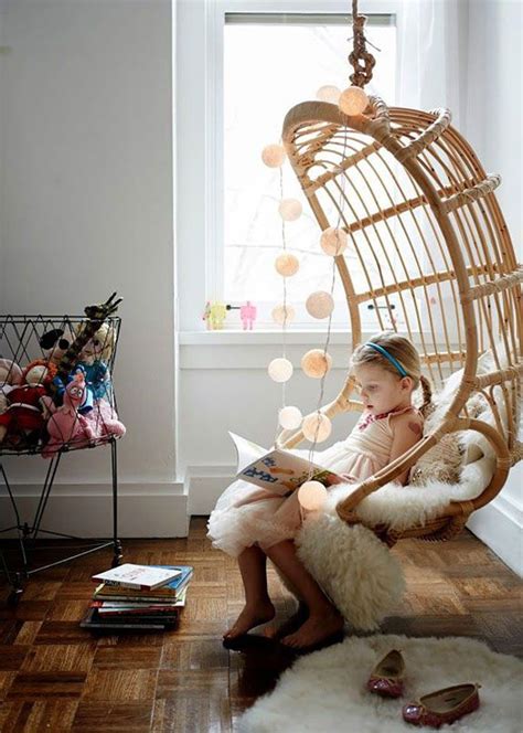It looks like a pod for meditation and relaxation./maffam freeform. Rafa-kids : Hanging chair in kids rooms