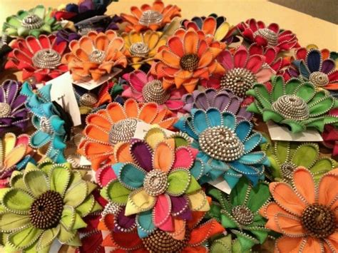 Zipper Flowers By Nunn Design Diy Zipper Crafts Cute Crafts Recycle