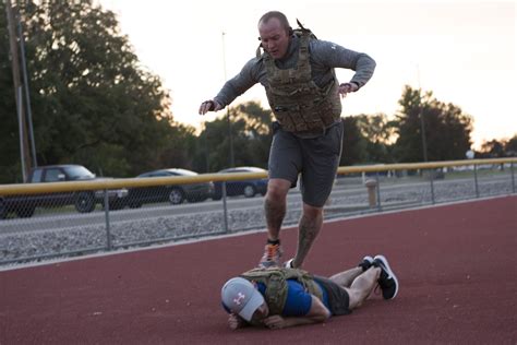 Eod Performs Memorial Workout Mountain Home Air Force Base Article
