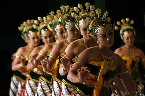 12 Tari Tradisional Jawa Tengah Tradisi Tradisional