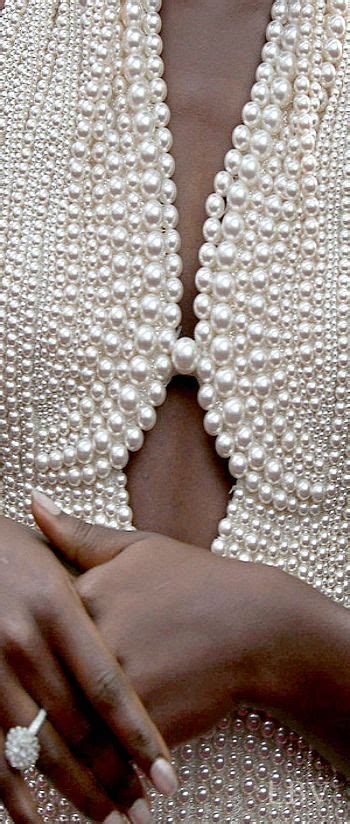 310 Pearl Fashion Ideas Pearls Pearl And Lace Fashion