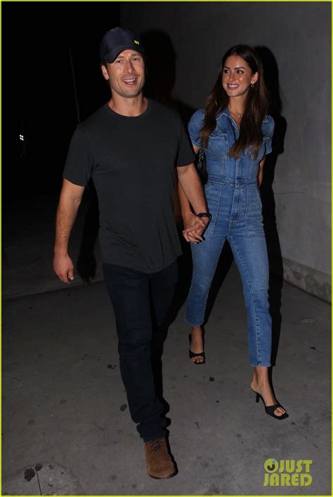 glen powell and girlfriend gigi paris hold hands on date night in weho photo 4797606 photos