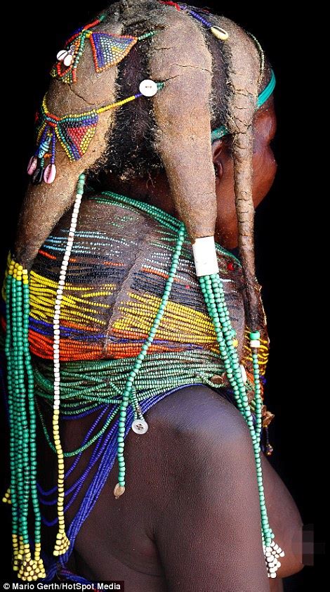 Mario Gerth S Photographs Reveal Sculpted Hairstyles Worn By Angola Tribal Women Daily Mail Online