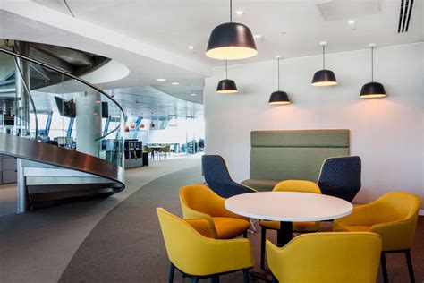Inside Pictets Modern New London Office Officelovin
