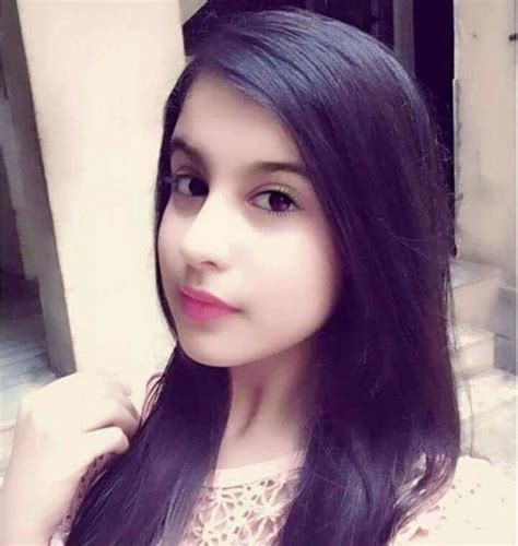 Pin By Amazing Picture On Dpzzzz Fr Grlѕ Beautiful Girl Makeup Beauty Girl Pretty Girls Selfies