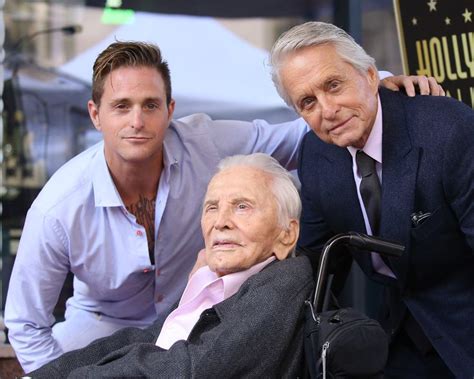 Michael Douglas Gets Emotional As Dad Kirk Supports Him At Walk Of Fame