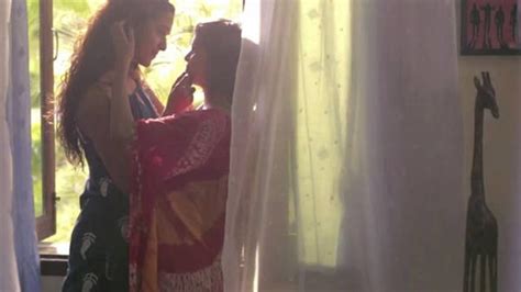 Videoviral La Primera Publicidad Lesbiana En La India Telefe Noticias