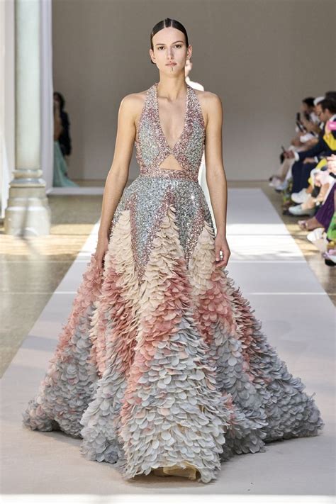 These Are The Dreamiest Dresses From Paris Haute Couture Week