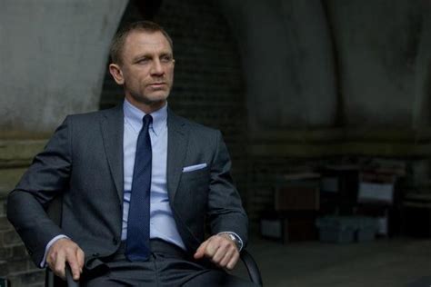 Daniel Craig James Bond James Bond Skyfall Rolling Gallery