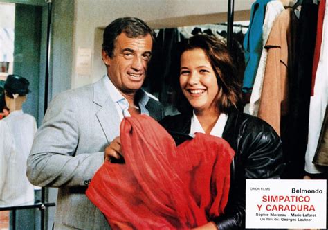 Joyeuses pâques est un film français sorti le 24 octobre 1984 et réalisé par georges lautner, adapté de la pièce de théâtre éponyme de jean poiret. Cineplex.com | Joyeuses Paques