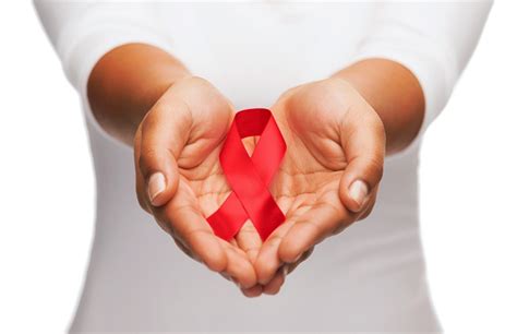 كيف اكتشف مرض الايدز اعراض الايدز وكيفيه اكتشافه وعلاجه احضان الحب