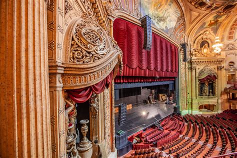 The Chicago Theatre Heroes Of Adventure