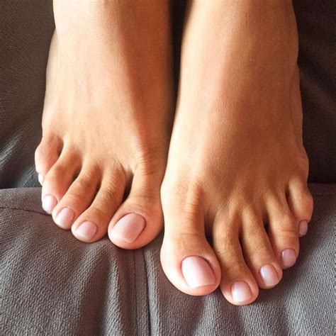 Lista 105 Foto Fotos De Los Pies De Mujeres Cena Hermosa