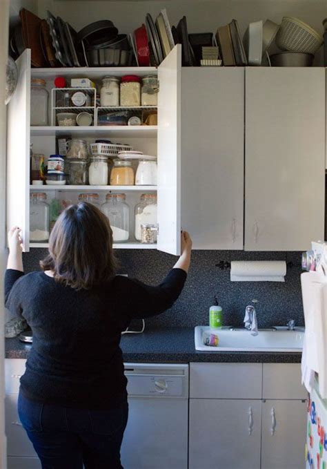 Still Can T Believe She Does It All From This Teeny Space Deb Perelman S Tiny Smitten Kitchen